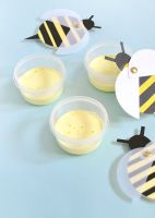 Cách làm slime từ keo mod podge và hộp đựng hình chú ong