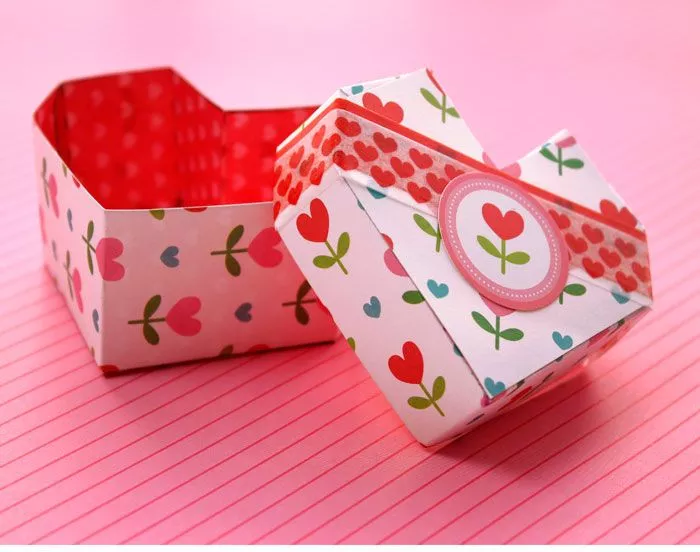 Hướng dẫn làm hộp quà trái tim Valentine.